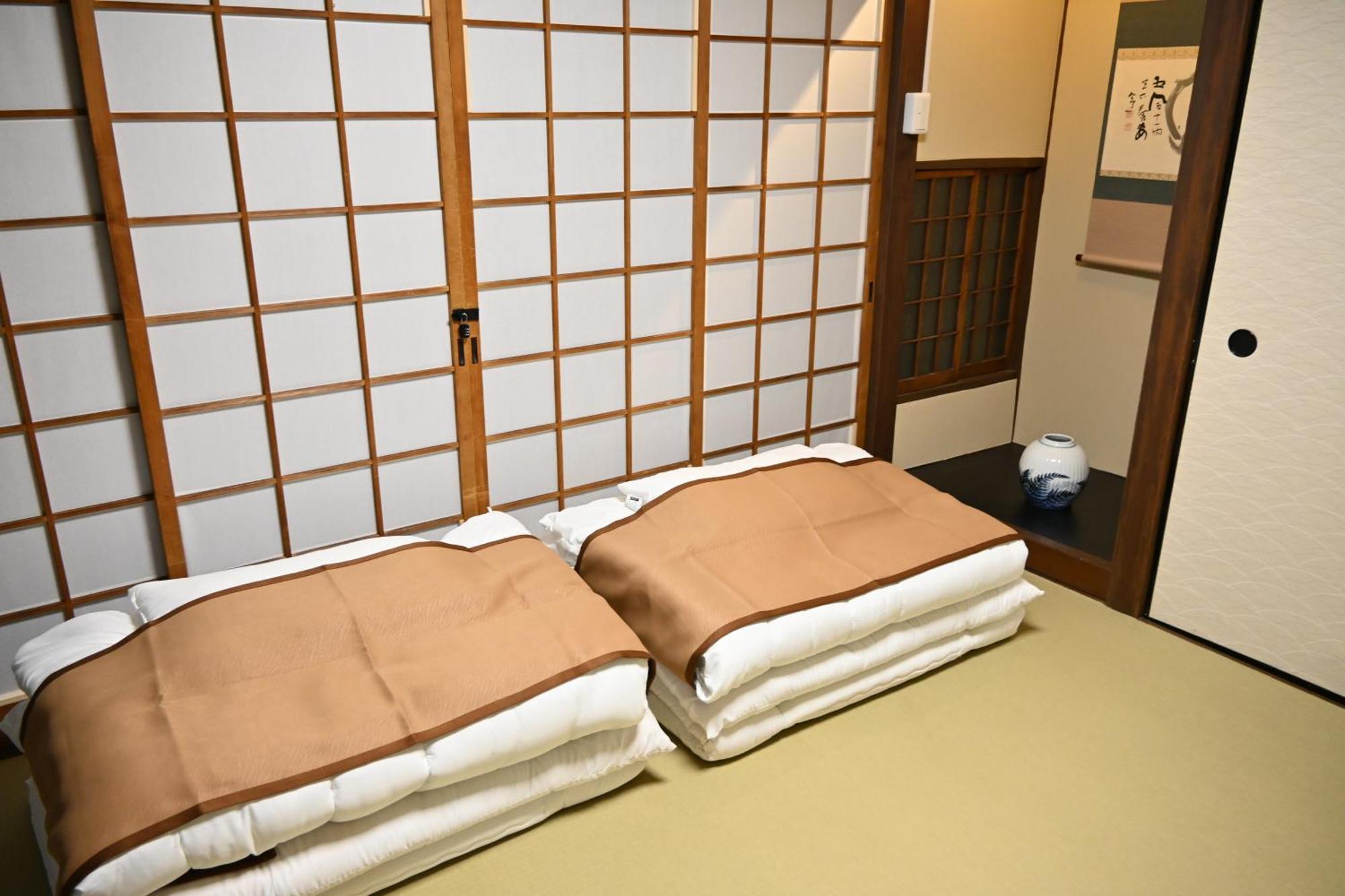 Kyoto Central Base Екстер'єр фото